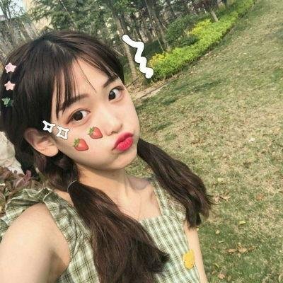 皮裘大衣女人