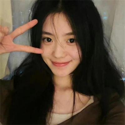 隔壁的吸血鬼美眉